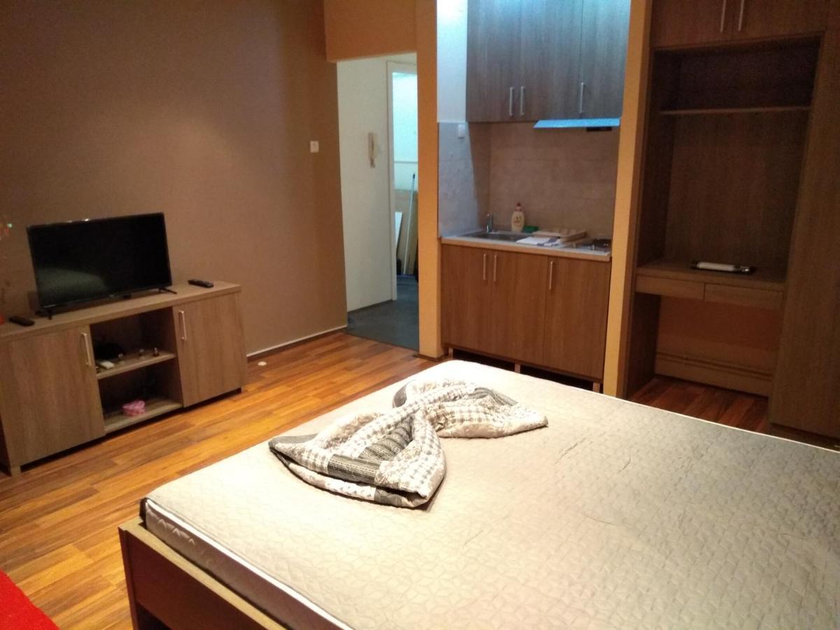 Apartament Castel Bianco Belgrad Zewnętrze zdjęcie